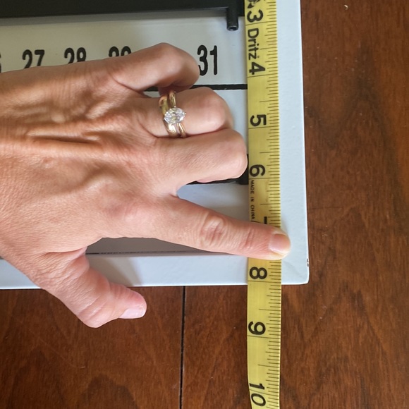 Metal Day and Month Hanging Sign with Sliding hardware to identify day and month - Picture 10 of 11